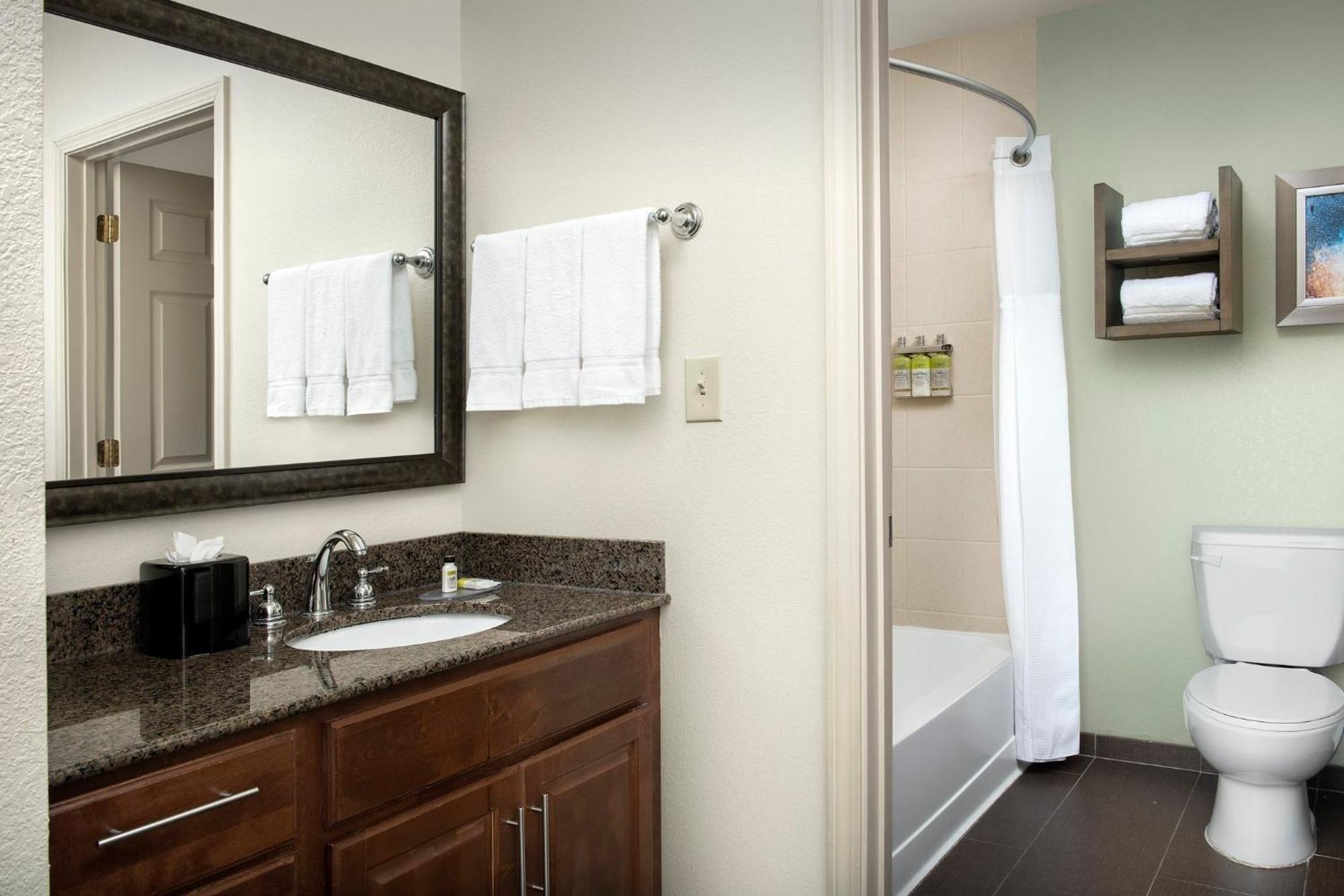 Superior Double or Twin Room Sea View